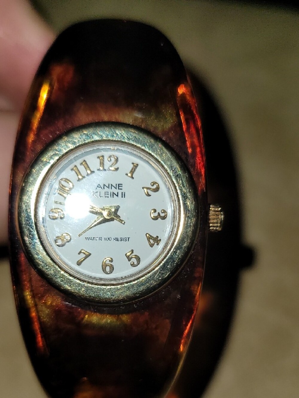 Vintage. Anne Klein Gold-Tone Dial Tortoise-Pattern Bangle Watch - Picture 4 of 8